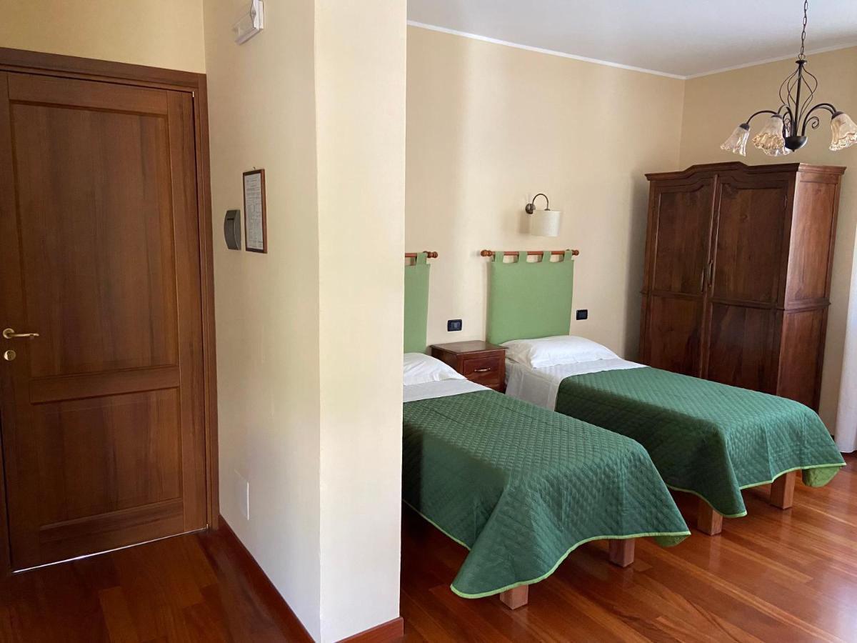 Bed and Breakfast La Via del Sole Susa Esterno foto