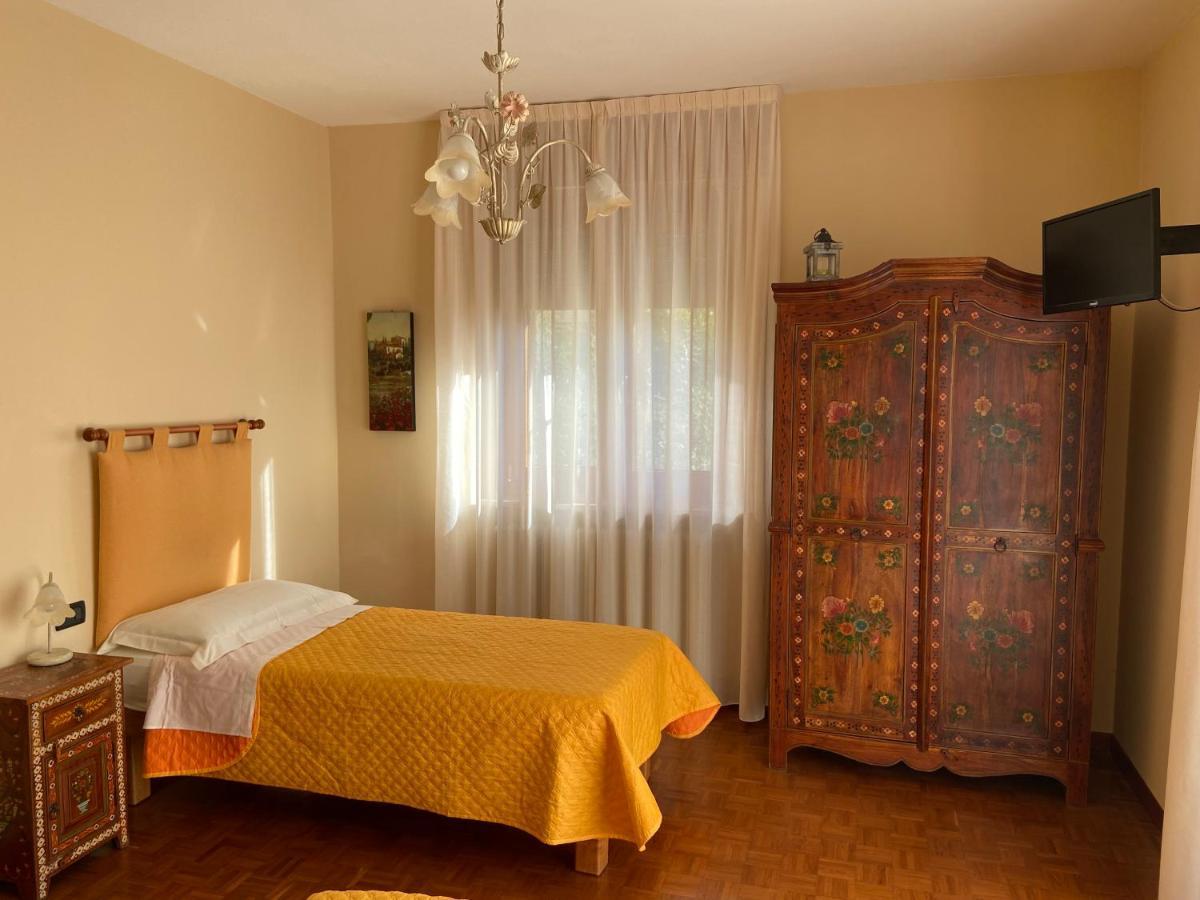 Bed and Breakfast La Via del Sole Susa Esterno foto