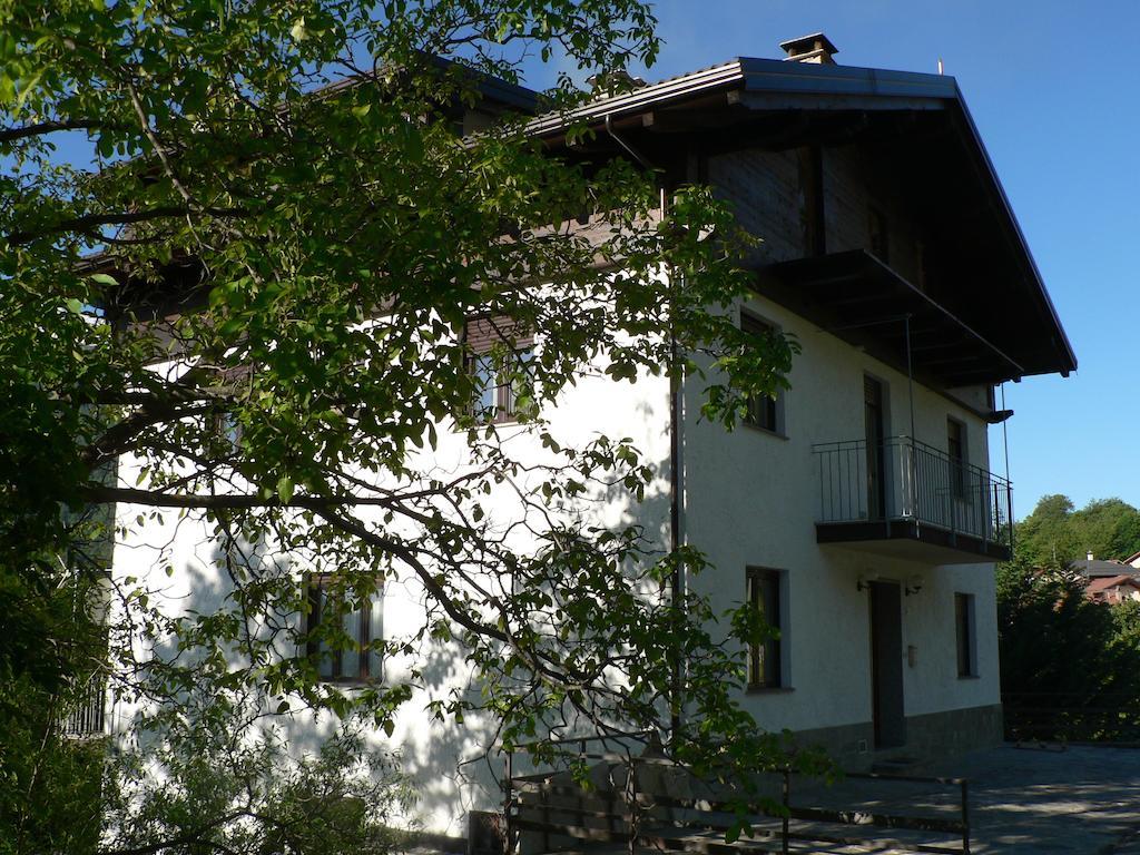 Bed and Breakfast La Via del Sole Susa Esterno foto